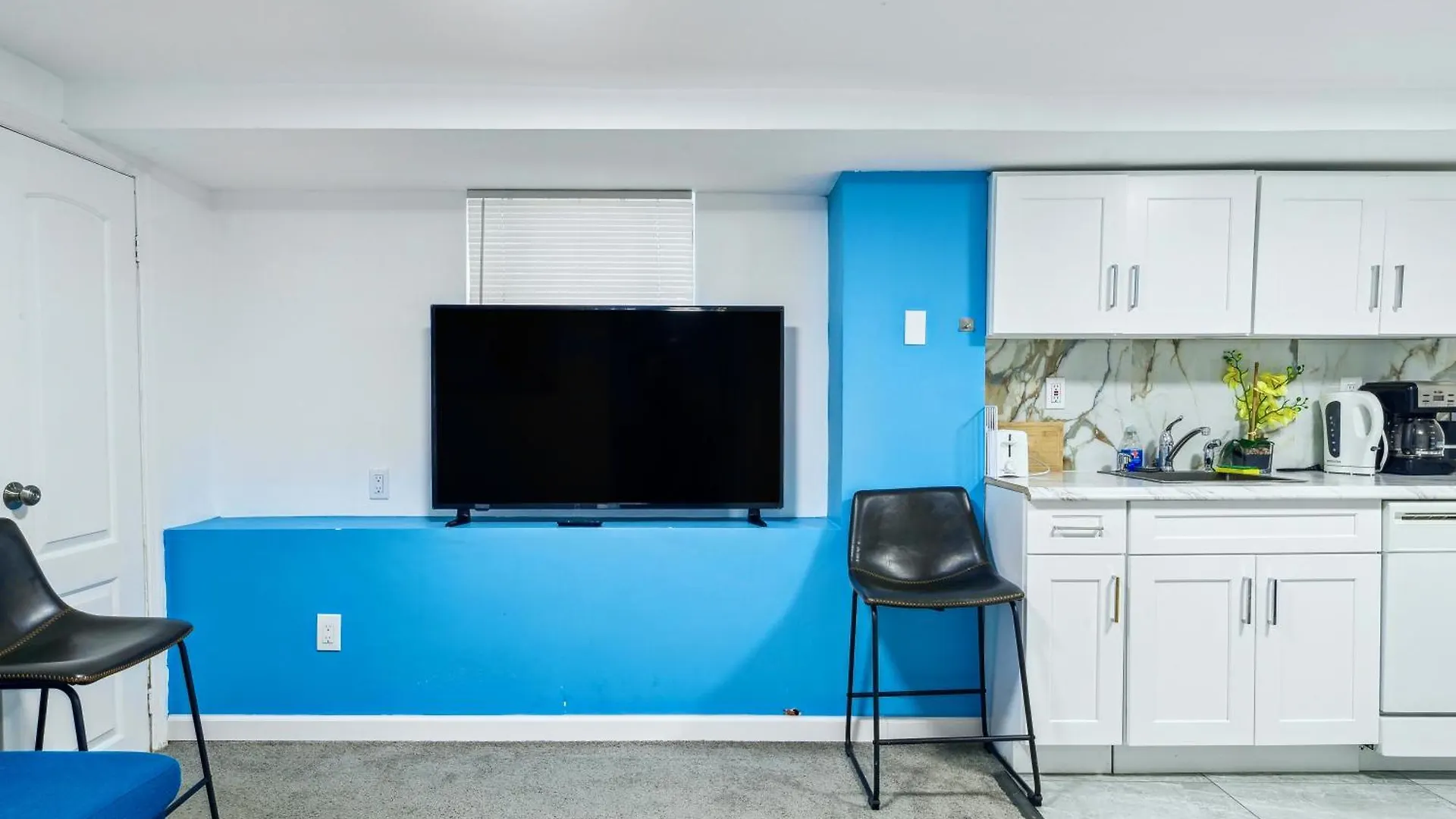 Apartment 2 Bedroom Cozy Gem Manhattan Beach New York
